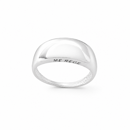 Anel liso em Prata 925 com design minimalista estilo chevalier
